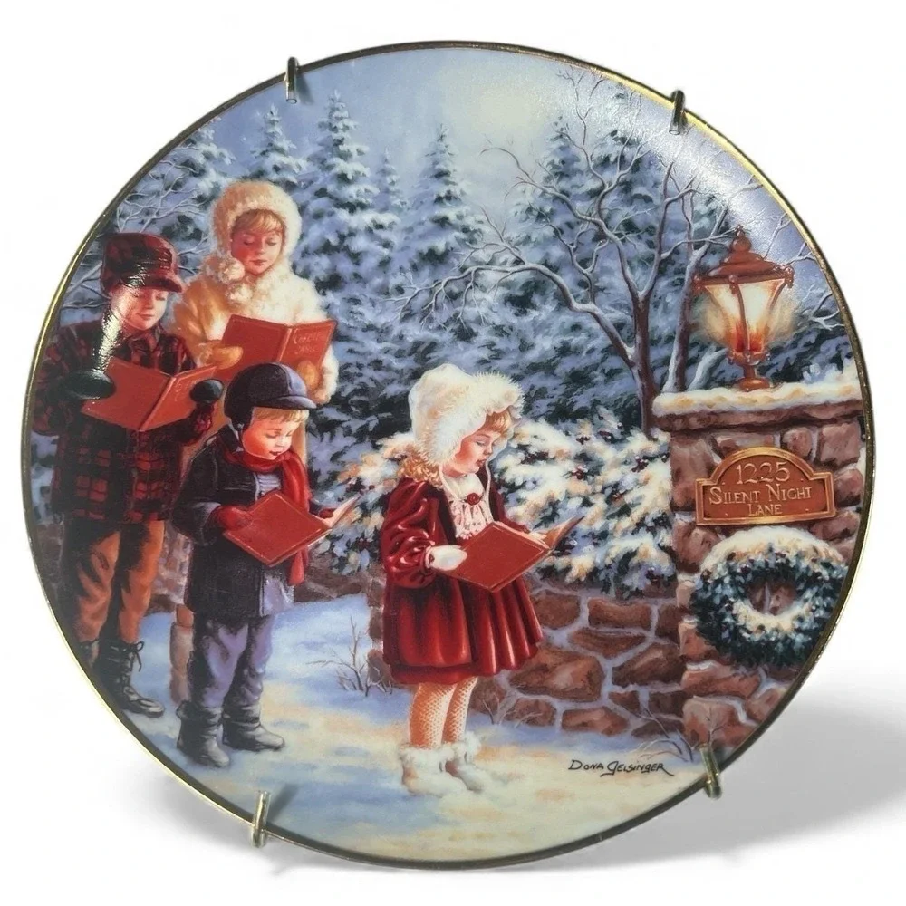 Dona Gelsinger Winter Wonderland Limited Ed Collection Set of 5  Plates 8